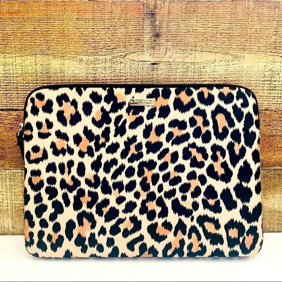 NWOT Kate Spade Leopard 13” Laptop Sleeve - Picture 3 of 6